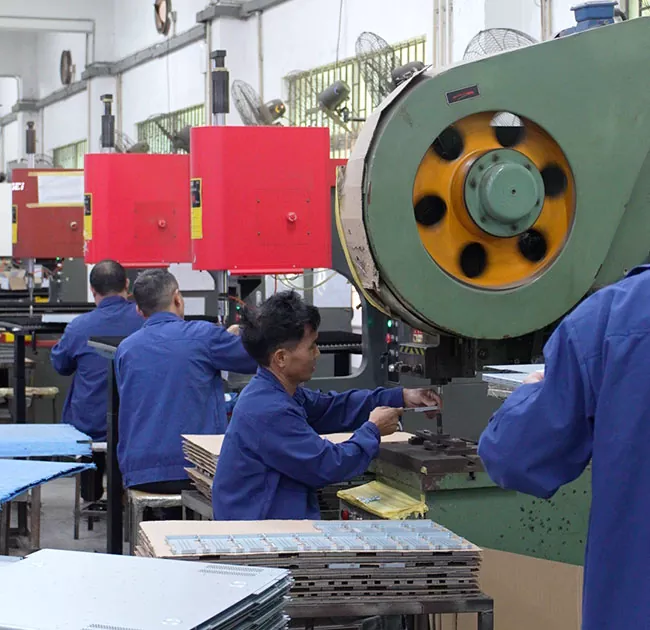 板金部品の生産効率を高めるには